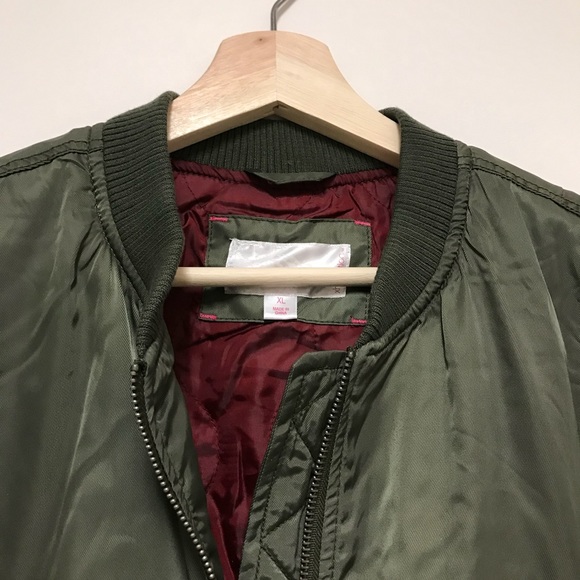 Green Bomber Jacket Junoir XL nwt green jacket Woman’s green jacket - Picture 3 of 8
